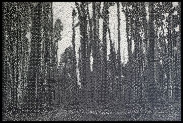 Waldstück I  · 2018 · 59 x 90cm  · Papier mit dem Ausschlageisen gelocht